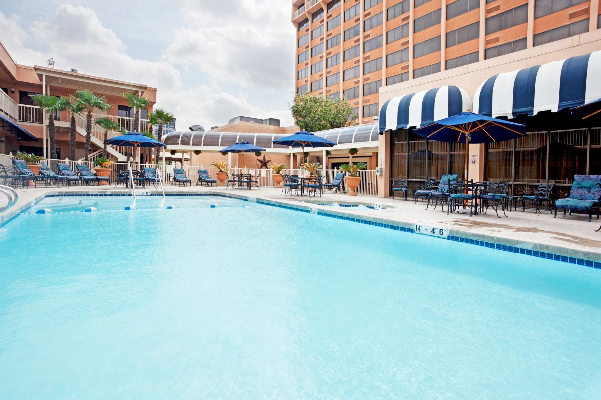 Crowne Plaza San Antonio Airport By Ihg Hotel Exterior foto